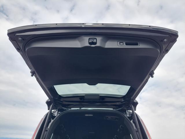 ステップワゴン e:HEVスパーダ 登録済未使用車 純正11.4型ナビ 15.6インチ後席モニター バックカメラ パドルシフト 両側パワースライドドア パワーバックドア ハーフレザーシート シートヒーター コーナーセンサー メモリナビ(38枚目)