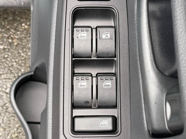 タント ファンクロス 純正ナビ 全方位カメラ ドラレコ 衝突軽減ブレーキ 両側電動スライドドア アイドリングストップ LEDライト フォグランプ コーナーセンサー ルーフレール 後席サンシェード シートヒーター 地デジ(32枚目)