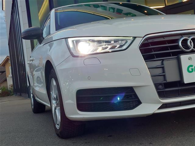 A1スポーツバック 1.0TFSI 純正ナビ フルセグTV 障害物センサー プッシュスタート アイドリングストップ HIDヘッドライト オートライト ETC 純正アルミホイール 横滑り防止装置(37枚目)