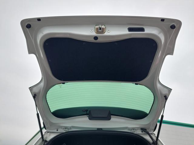 �K���X�R�[�e�B���O�A�i�r�Q�[�V�����A�d�s�b�ȂǁA���̑��̃p�[�c�̎��t�������ς���̂����k�������Ă���܂��I�I�N���}�̂��Ɖ��ł����C�����������I