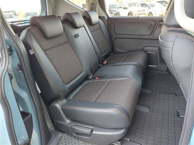 フリード＋ハイブリッド ハイブリッド・クロスターホンダセンシング　衝突軽減ブレーキ　純正ナビ　後方カメラ　ＥＴＣ　両側電動スライドドア　ハーフレザーシート　シートヒーター　ＬＥＤヘッドライト　フォグランプ　オートライト　純正１５インチＡＷ　純正フロアマット　ＥＴＣ（25枚目）