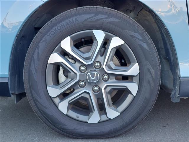 フリード＋ハイブリッド ハイブリッド・クロスターホンダセンシング　衝突軽減ブレーキ　純正ナビ　後方カメラ　ＥＴＣ　両側電動スライドドア　ハーフレザーシート　シートヒーター　ＬＥＤヘッドライト　フォグランプ　オートライト　純正１５インチＡＷ　純正フロアマット　ＥＴＣ（39枚目）