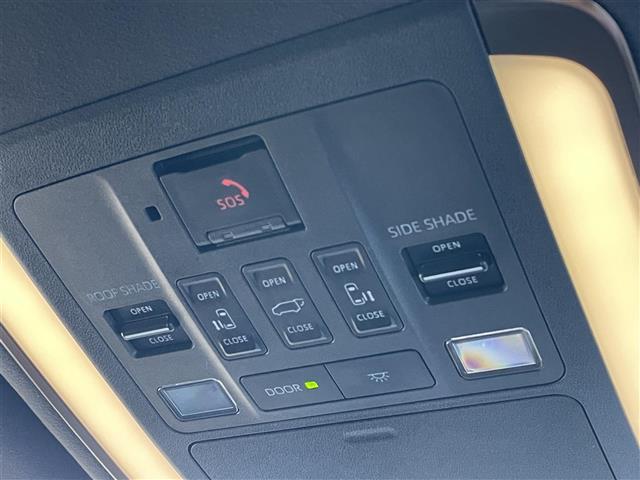 アルファード Ｚ　パノラマルーフ　純正１４型ナビ　天吊モニター　パノラミックビューモニター　自動駐車　１オーナー車　Ｂカメラ　１００Ｖ電源　ナビテレビ　エアコン　レーンキープ　ＢＴ接続　ＬＥＤ　スマキ　ム－ンル－フ（13枚目）