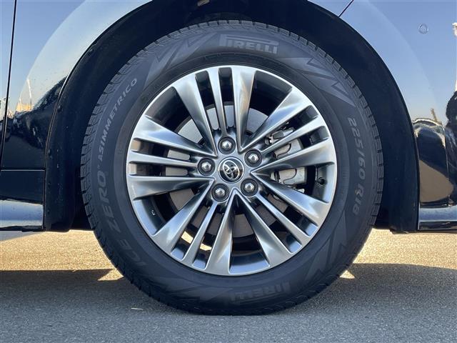 アルファード Ｚ　パノラマルーフ　純正１４型ナビ　天吊モニター　パノラミックビューモニター　自動駐車　１オーナー車　Ｂカメラ　１００Ｖ電源　ナビテレビ　エアコン　レーンキープ　ＢＴ接続　ＬＥＤ　スマキ　ム－ンル－フ（29枚目）