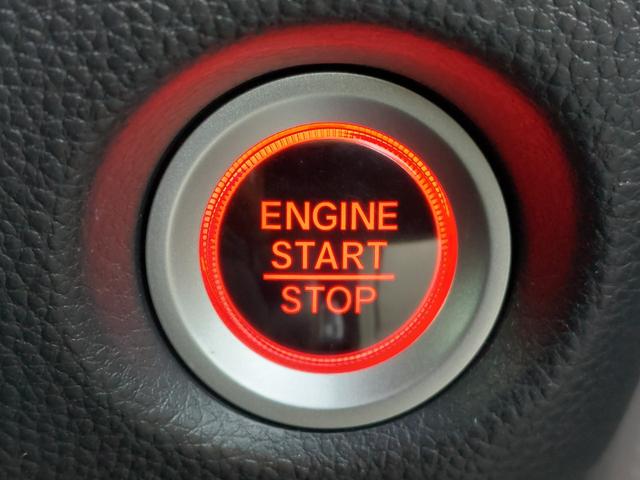 Ｎ－ＢＯＸカスタム Ｇ・ＥＸターボホンダセンシング　ワンオーナー　衝突被害軽減ブレーキ　純正ナビ　・ＦＭ／ＡＭ／ＣＤ／ＤＶＤ／フルセグＴＶ／Ｂｌｕｅｔｏｏｔｈ　両側パワースライドドア　ＥＴＣ　バックカメラ　ハーフレザーシート　Ｄ／Ｎシートヒーター　ＡＣ（17枚目）