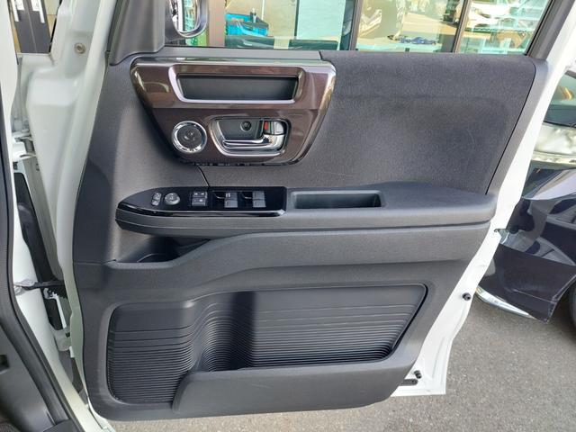 Ｎ－ＢＯＸカスタム Ｇ・ＥＸターボホンダセンシング　ワンオーナー　衝突被害軽減ブレーキ　純正ナビ　・ＦＭ／ＡＭ／ＣＤ／ＤＶＤ／フルセグＴＶ／Ｂｌｕｅｔｏｏｔｈ　両側パワースライドドア　ＥＴＣ　バックカメラ　ハーフレザーシート　Ｄ／Ｎシートヒーター　ＡＣ（28枚目）