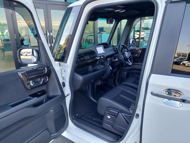 Ｎ－ＢＯＸカスタム Ｇ・ＥＸターボホンダセンシング　ワンオーナー　衝突被害軽減ブレーキ　純正ナビ　・ＦＭ／ＡＭ／ＣＤ／ＤＶＤ／フルセグＴＶ／Ｂｌｕｅｔｏｏｔｈ　両側パワースライドドア　ＥＴＣ　バックカメラ　ハーフレザーシート　Ｄ／Ｎシートヒーター　ＡＣ（31枚目）