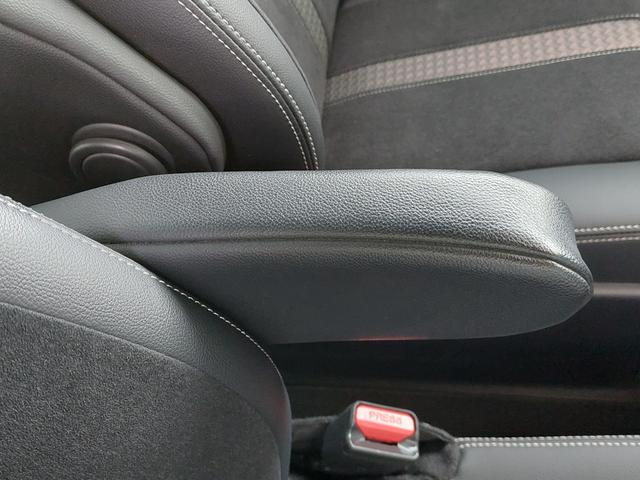 Ｎ－ＢＯＸカスタム Ｇ・ＥＸターボホンダセンシング　ワンオーナー　衝突被害軽減ブレーキ　純正ナビ　・ＦＭ／ＡＭ／ＣＤ／ＤＶＤ／フルセグＴＶ／Ｂｌｕｅｔｏｏｔｈ　両側パワースライドドア　ＥＴＣ　バックカメラ　ハーフレザーシート　Ｄ／Ｎシートヒーター　ＡＣ（51枚目）