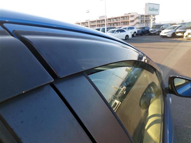 アクア G 純正ナビ フルセグTV ETC プッシュスタート 純正フロアマット オートライト ドアバイザー スマートキー オートエアコン パワーステアリング パワーウィンドウ bluetooth ナビTV 地デジ(33枚目)