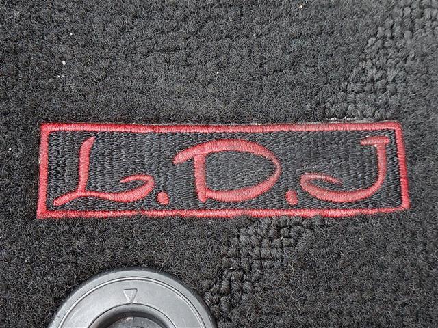 クラウンハイブリッド アスリートS ブラックスタイル サンルーフ 純正ナビ パノラミックビューモニター ROJAMフルエアロ ROJAM4本出マフラー レーダークルーズコントロール キセノンヘッドライト レザーシート シートヒーター セーフティセンス(24枚目)