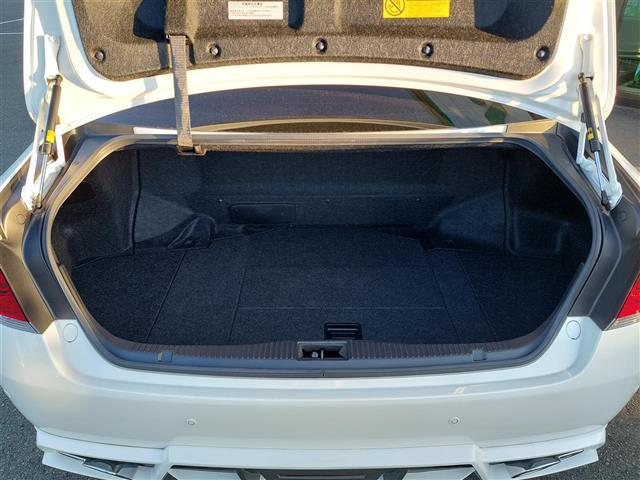 クラウンハイブリッド アスリートS ブラックスタイル サンルーフ 純正ナビ パノラミックビューモニター ROJAMフルエアロ ROJAM4本出マフラー レーダークルーズコントロール キセノンヘッドライト レザーシート シートヒーター セーフティセンス(29枚目)