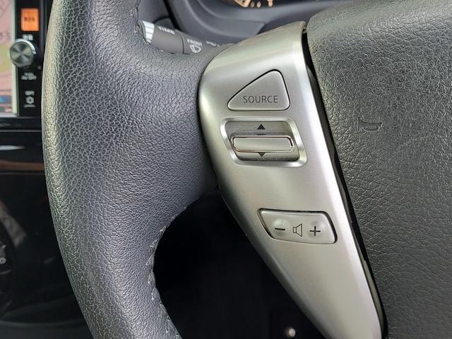 【ステアリングスイッチ】手元のボタンから、オーディオやナビなどの操作ができるので、よそ見をせずに安全に運転に集中できます！