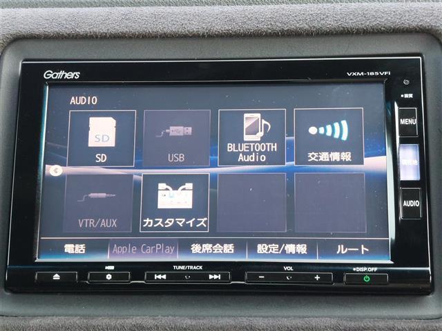 ヴェゼル ハイブリッド　純正７インチナビ　フルセグＴＶ　バックカメラ　ＥＴＣ　ホンダセンシング　アダプティブクルーズコントロール　衝突軽減ブレーキ　パドルシフト　ハーフレザーシート　シートヒーター　純正アルミホイール　ＥＳＣ（5枚目）