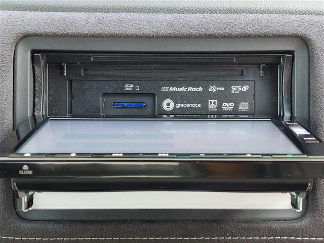 ヴェゼル ハイブリッド　純正７インチナビ　フルセグＴＶ　バックカメラ　ＥＴＣ　ホンダセンシング　アダプティブクルーズコントロール　衝突軽減ブレーキ　パドルシフト　ハーフレザーシート　シートヒーター　純正アルミホイール　ＥＳＣ（6枚目）