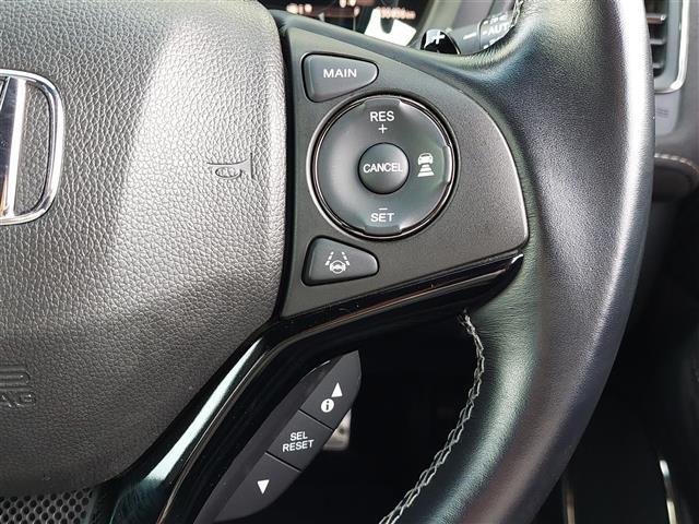 ヴェゼル ハイブリッド　純正７インチナビ　フルセグＴＶ　バックカメラ　ＥＴＣ　ホンダセンシング　アダプティブクルーズコントロール　衝突軽減ブレーキ　パドルシフト　ハーフレザーシート　シートヒーター　純正アルミホイール　ＥＳＣ（17枚目）