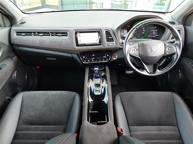 ヴェゼル ハイブリッド　純正７インチナビ　フルセグＴＶ　バックカメラ　ＥＴＣ　ホンダセンシング　アダプティブクルーズコントロール　衝突軽減ブレーキ　パドルシフト　ハーフレザーシート　シートヒーター　純正アルミホイール　ＥＳＣ（42枚目）