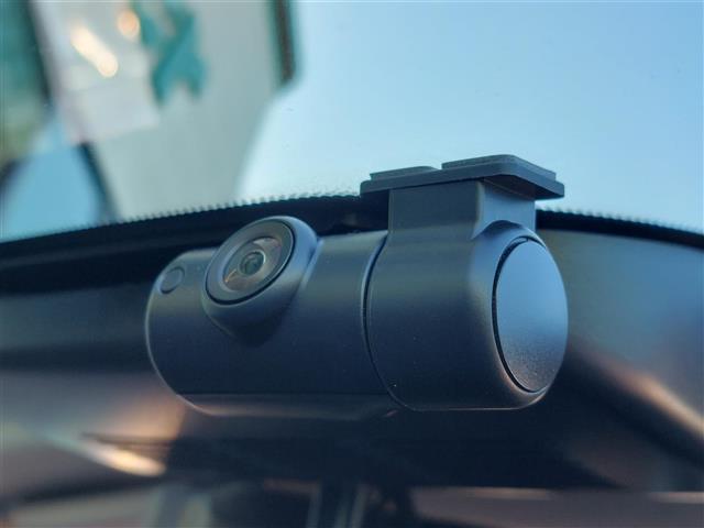 オーラ G レザーエディション プロパイロット 純正ナビ アラウンドビューモニター フルセグ ビルトインETC2.0 ドライブレコーダー BOSEスピーカー ワイヤレス充電 レザーシート パワーシート インテリジェントルームミラー(7枚目)