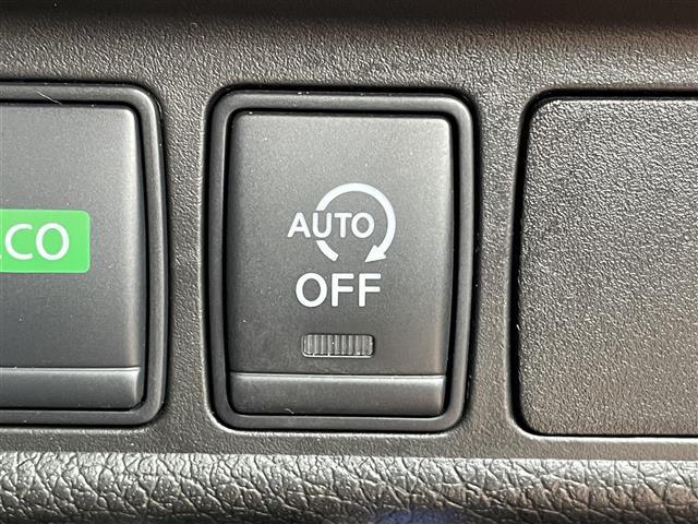 エクストレイル ２０Ｘ　４ＷＤ　社外メモリナビ　フルセグ　バックカメラ　ＥＴＣ　パワーテールゲート　ルーフレール　エマージェンシーブレーキ　コーナーセンサー　スマートキー　アイドリングストップ　純正１８インチＡＷ　ＶＳＡ（8枚目）