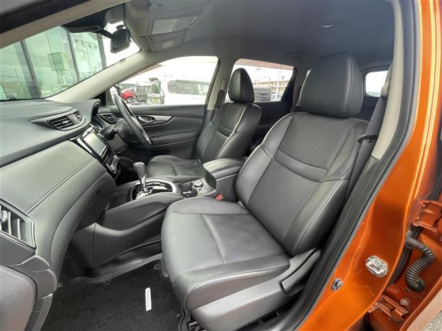 エクストレイル ２０Ｘ　４ＷＤ　社外メモリナビ　フルセグ　バックカメラ　ＥＴＣ　パワーテールゲート　ルーフレール　エマージェンシーブレーキ　コーナーセンサー　スマートキー　アイドリングストップ　純正１８インチＡＷ　ＶＳＡ（23枚目）