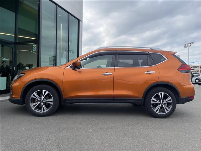 エクストレイル ２０Ｘ　４ＷＤ　社外メモリナビ　フルセグ　バックカメラ　ＥＴＣ　パワーテールゲート　ルーフレール　エマージェンシーブレーキ　コーナーセンサー　スマートキー　アイドリングストップ　純正１８インチＡＷ　ＶＳＡ（37枚目）