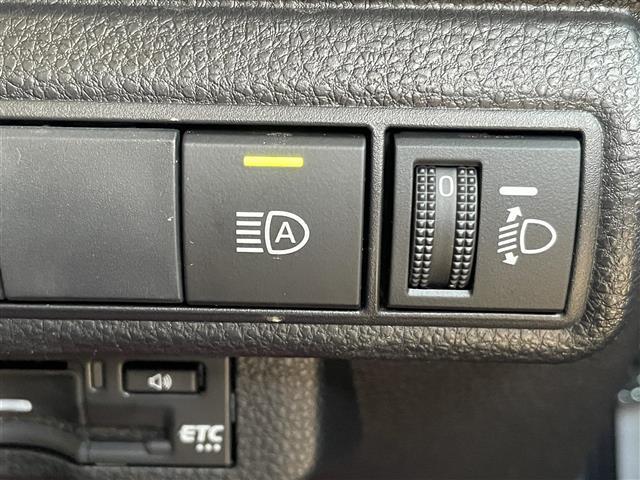 ＧＲカローラ ＲＺ　純正ディスプレイオーディオ　バックカメラ　フルセグ　ドライブレコーダー　ビルトインＥＴＣ　純正１８インチＡＷ　ＬＥＤヘッドライト　Ｔｏｙｏｔａ　Ｓａｆｅｔｙ　Ｓｅｎｓｅ　プリクラッシュセーフティ　ＴＶ（9枚目）