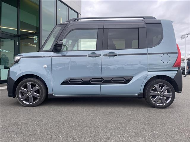 タント ファンクロスターボ 純正10インチナビ パノラミックビューモニター フルセグ ビルトインETC ドライブレコーダー シートヒーター 両側パワースライドドア 運転席ロングスライドシート スマートパノラマパーキング 横滑防止(33枚目)