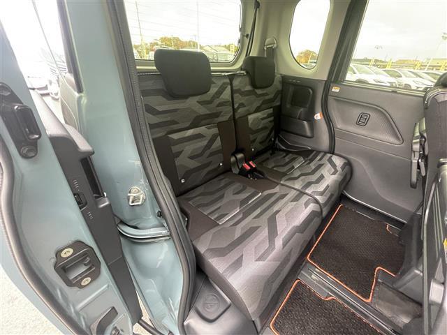 タント ファンクロスターボ 純正10インチナビ パノラミックビューモニター フルセグ ビルトインETC ドライブレコーダー シートヒーター 両側パワースライドドア 運転席ロングスライドシート スマートパノラマパーキング 横滑防止(37枚目)