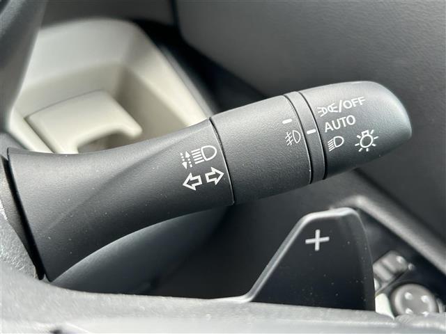 デリカミニ T プレミアム 衝突軽減装置 ブルートゥース ターボエンジン USB LKA 寒冷地 パワステ Aライト フルタイム4WD エアバッグ LEDヘッド ESC クルコン インテリキー キーフリー ルーフレール ABS(9枚目)