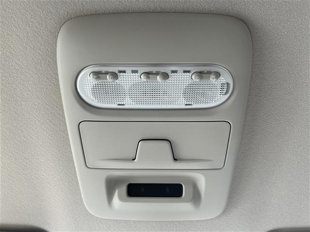 デリカミニ T プレミアム 衝突軽減装置 ブルートゥース ターボエンジン USB LKA 寒冷地 パワステ Aライト フルタイム4WD エアバッグ LEDヘッド ESC クルコン インテリキー キーフリー ルーフレール ABS(16枚目)