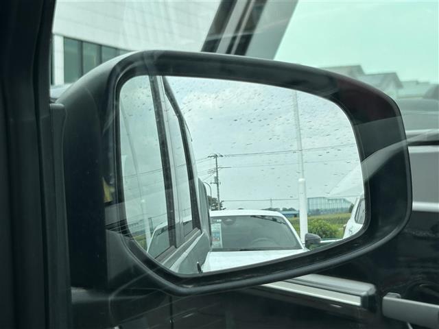 デリカミニ T プレミアム 衝突軽減装置 ブルートゥース ターボエンジン USB LKA 寒冷地 パワステ Aライト フルタイム4WD エアバッグ LEDヘッド ESC クルコン インテリキー キーフリー ルーフレール ABS(21枚目)