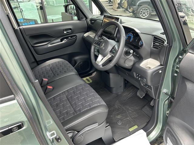 デリカミニ T プレミアム 衝突軽減装置 ブルートゥース ターボエンジン USB LKA 寒冷地 パワステ Aライト フルタイム4WD エアバッグ LEDヘッド ESC クルコン インテリキー キーフリー ルーフレール ABS(28枚目)