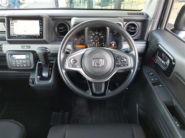 Ｎ－ＶＡＮ＋スタイル ファン・ターボホンダセンシング　純正ナビ　バックカメラ　ＥＴＣ　ＬＥＤライト　フォグランプ　アダプティブクルーズコントロール　衝突軽減ブレーキ　車線逸脱警報　横滑り防止装置　バックソナー　プッシュスタート　スマートキー　ナビ＆ＴＶ（7枚目）