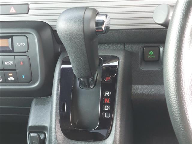 Ｎ－ＶＡＮ＋スタイル ファン・ターボホンダセンシング　純正ナビ　バックカメラ　ＥＴＣ　ＬＥＤライト　フォグランプ　アダプティブクルーズコントロール　衝突軽減ブレーキ　車線逸脱警報　横滑り防止装置　バックソナー　プッシュスタート　スマートキー　ナビ＆ＴＶ（9枚目）