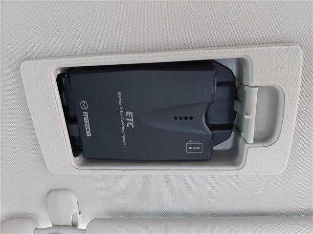 アテンザワゴン ＸＤ　プロアクティブ　純正ナビ　バックカメラ　フルセグ　ＥＴＣ　パドルシフト　ヘッドアップディスプレイ　衝突軽減ブレーキ　レーンキープアシスト　レーダークルーズコントロール　ブラインドスポットモニター　コーナーセンサー（8枚目）