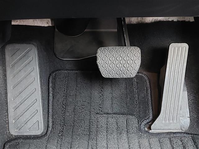 アテンザワゴン ＸＤ　プロアクティブ　純正ナビ　バックカメラ　フルセグ　ＥＴＣ　パドルシフト　ヘッドアップディスプレイ　衝突軽減ブレーキ　レーンキープアシスト　レーダークルーズコントロール　ブラインドスポットモニター　コーナーセンサー（25枚目）