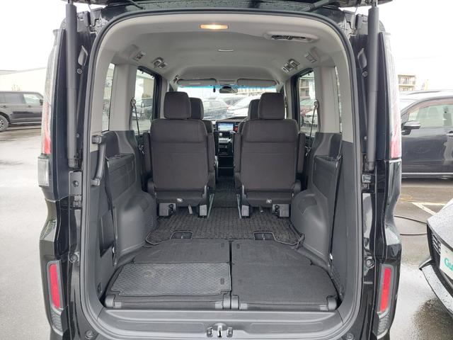 ステップワゴンスパーダ スパーダ ホンダセンシング 純正9インチナビ フルセグ バックカメラ ビルトインETC ドライブレコーダー 両側パワースライドドア パドルシフト アイドリングストップ ホンダセンシング 衝突軽減ブレーキ レーンキープアシスト(33枚目)