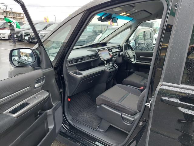 ステップワゴンスパーダ スパーダ ホンダセンシング 純正9インチナビ フルセグ バックカメラ ビルトインETC ドライブレコーダー 両側パワースライドドア パドルシフト アイドリングストップ ホンダセンシング 衝突軽減ブレーキ レーンキープアシスト(37枚目)