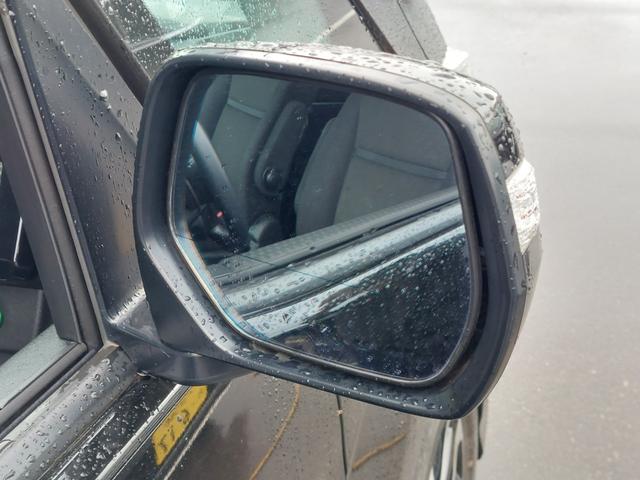 ステップワゴンスパーダ スパーダ ホンダセンシング 純正9インチナビ フルセグ バックカメラ ビルトインETC ドライブレコーダー 両側パワースライドドア パドルシフト アイドリングストップ ホンダセンシング 衝突軽減ブレーキ レーンキープアシスト(57枚目)