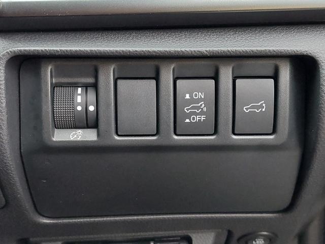 レヴォーグ ＳＴＩスポーツ　ＥＸ　純正ナビ　本革シート　ドラレコ　クルコン　アイサイトＸ　アイサイトセーフティプラス　デジタルインナーミラー　バックカメラ　パワーシート　シートヒーター　純正アルミホイール　ＬＥＤヘッドライト　ターボ車（18枚目）