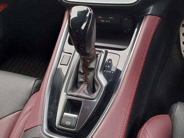 レヴォーグ ＳＴＩスポーツ　ＥＸ　純正ナビ　本革シート　ドラレコ　クルコン　アイサイトＸ　アイサイトセーフティプラス　デジタルインナーミラー　バックカメラ　パワーシート　シートヒーター　純正アルミホイール　ＬＥＤヘッドライト　ターボ車（20枚目）