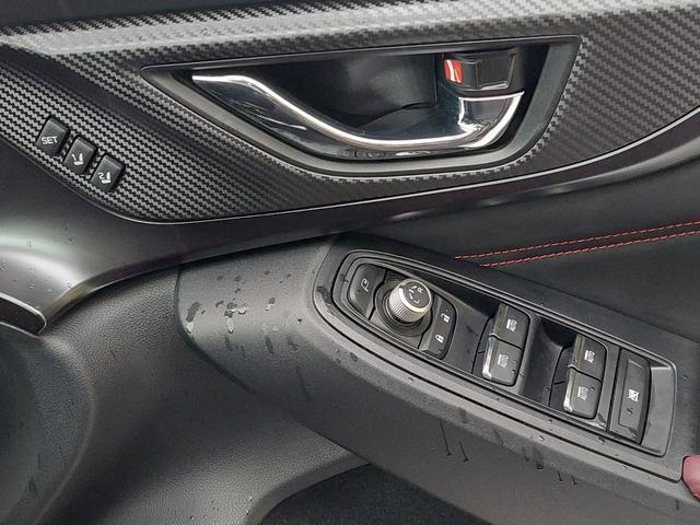 レヴォーグ ＳＴＩスポーツ　ＥＸ　純正ナビ　本革シート　ドラレコ　クルコン　アイサイトＸ　アイサイトセーフティプラス　デジタルインナーミラー　バックカメラ　パワーシート　シートヒーター　純正アルミホイール　ＬＥＤヘッドライト　ターボ車（30枚目）