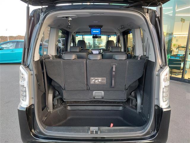 ステップワゴンスパーダ Ｚ　クールスピリット　ワンオーナー　後席モニター　純正ナビ　フルセグＴＶ　バックカメラ　ＥＴＣ　ドラレコ　両側電動スライドドア　ハーフレザーシート　パドルシフト　　ＨＩＤヘッドライト　フォグランプ　純正アルミホイール（36枚目）