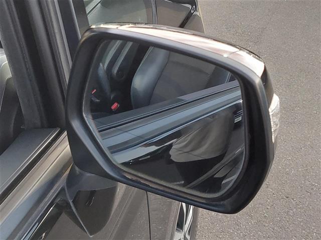 ステップワゴンスパーダ Ｚ　クールスピリット　ワンオーナー　後席モニター　純正ナビ　フルセグＴＶ　バックカメラ　ＥＴＣ　ドラレコ　両側電動スライドドア　ハーフレザーシート　パドルシフト　　ＨＩＤヘッドライト　フォグランプ　純正アルミホイール（41枚目）