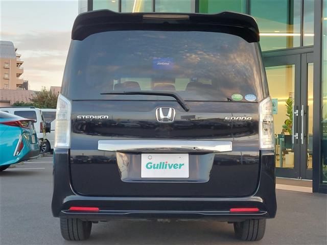 ステップワゴンスパーダ Ｚ　クールスピリット　ワンオーナー　後席モニター　純正ナビ　フルセグＴＶ　バックカメラ　ＥＴＣ　ドラレコ　両側電動スライドドア　ハーフレザーシート　パドルシフト　　ＨＩＤヘッドライト　フォグランプ　純正アルミホイール（46枚目）