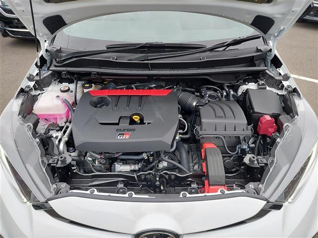 GRヤリス RZ ハイパフォーマンス ナビパッケージ搭載車 寒冷地仕様 ディスプレイオーディオ ドライブレコーダー前後 ステアリングヒーター シートヒーター JBLプレミアムサウンドシステム アクティブサウンドコントロール ETC2.0(41枚目)