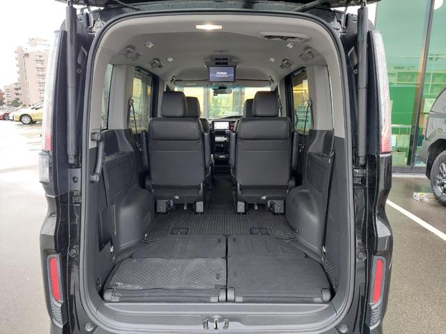 ステップワゴンスパーダ スパーダ・クールスピリット　純正９インチディーラーナビ　ナビ装着用スペシャルパッケージ　フリップダウンモニター　ＥＴＣ　両側パワースライドドア　わくわくゲート　バックカメラ　ドライブレコーダー　コンフォートビューパッケージ（57枚目）