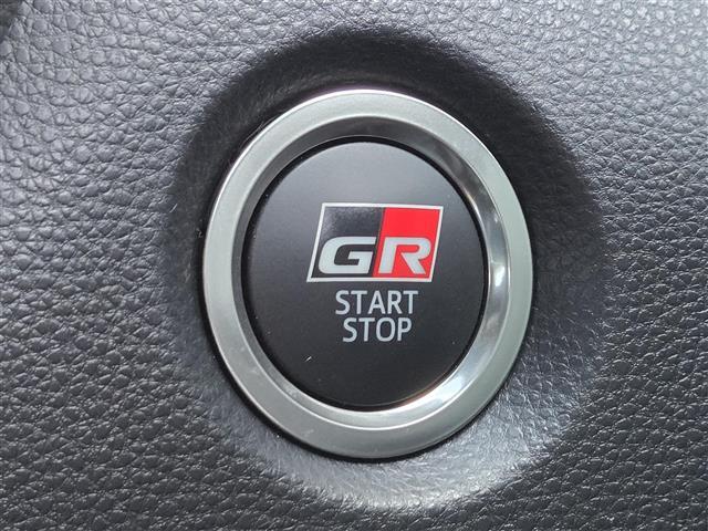 ＧＲカローラ ＲＺ　４ＷＤ　６ＭＴ　純正ディスプレイオーディオ　コネクトナビ　フルセグテレビ　トヨタセーフティセンス　純正ＢＢＳ製１８インチアルミホイール　カラードキャリパー　シートヒーター　ＥＴＣ２．０　ハンドルヒータ（15枚目）
