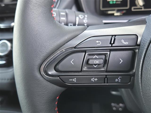 ＧＲカローラ ＲＺ　４ＷＤ　６ＭＴ　純正ディスプレイオーディオ　コネクトナビ　フルセグテレビ　トヨタセーフティセンス　純正ＢＢＳ製１８インチアルミホイール　カラードキャリパー　シートヒーター　ＥＴＣ２．０　ハンドルヒータ（17枚目）