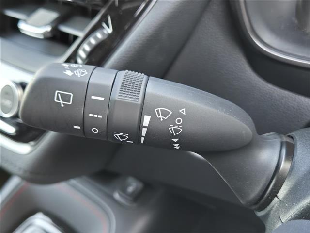 ＧＲカローラ ＲＺ　４ＷＤ　６ＭＴ　純正ディスプレイオーディオ　コネクトナビ　フルセグテレビ　トヨタセーフティセンス　純正ＢＢＳ製１８インチアルミホイール　カラードキャリパー　シートヒーター　ＥＴＣ２．０　ハンドルヒータ（19枚目）