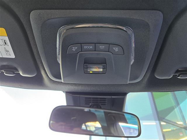 ＧＲカローラ ＲＺ　４ＷＤ　６ＭＴ　純正ディスプレイオーディオ　コネクトナビ　フルセグテレビ　トヨタセーフティセンス　純正ＢＢＳ製１８インチアルミホイール　カラードキャリパー　シートヒーター　ＥＴＣ２．０　ハンドルヒータ（21枚目）